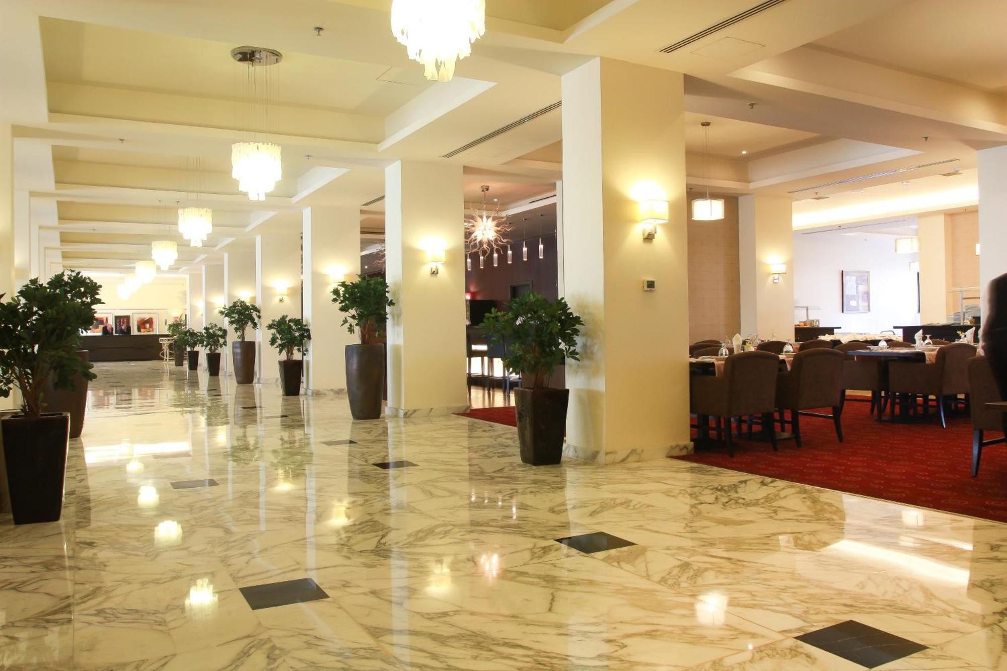 עמאן Grand Palace Hotel מראה חיצוני תמונה